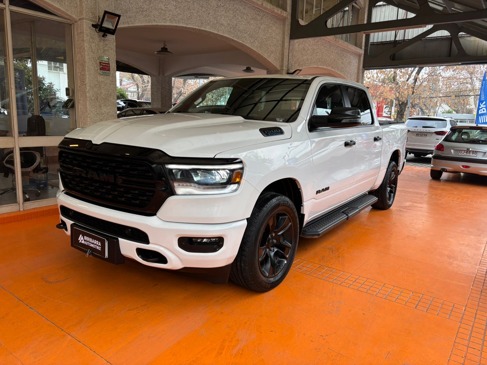 RAM 1500 2024 - Foto 4 de 15