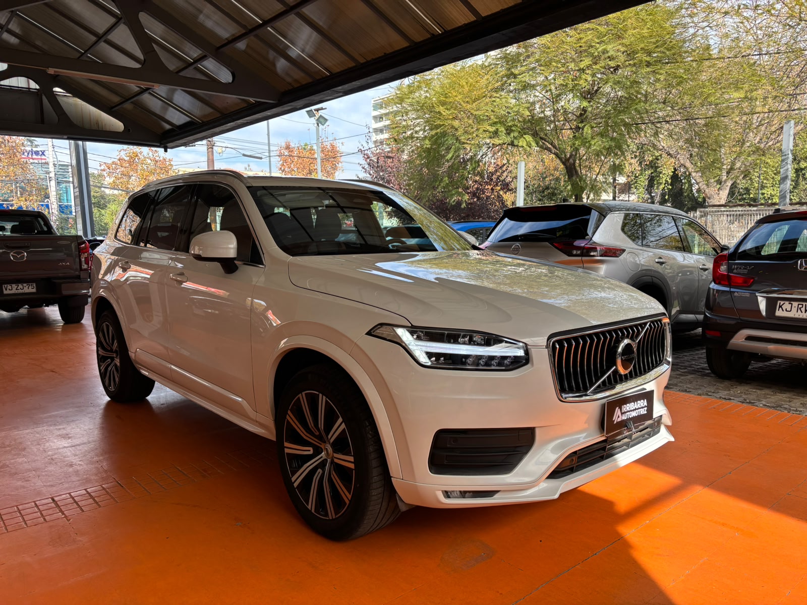 VOLVO XC90 2023 - Imagen 3 de 15