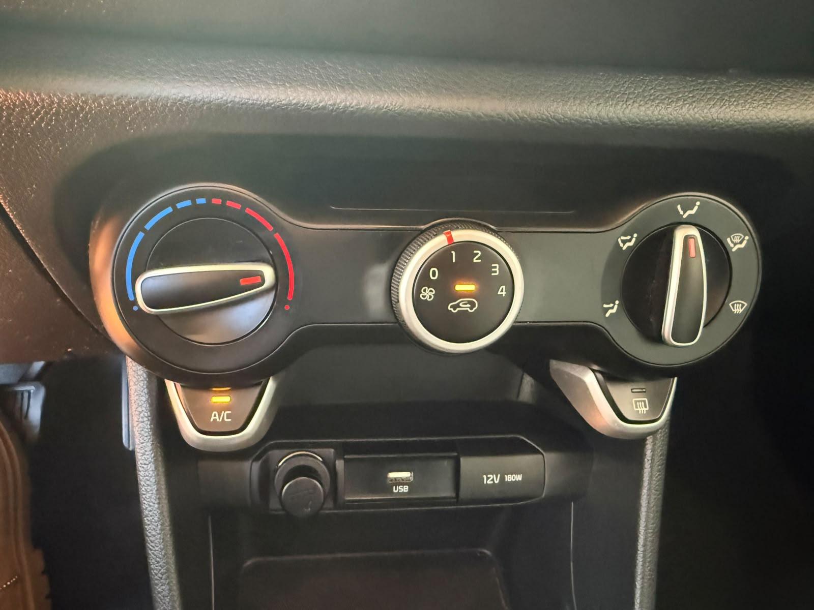 Kia MORNING 2021 - Imagen 10 de 15