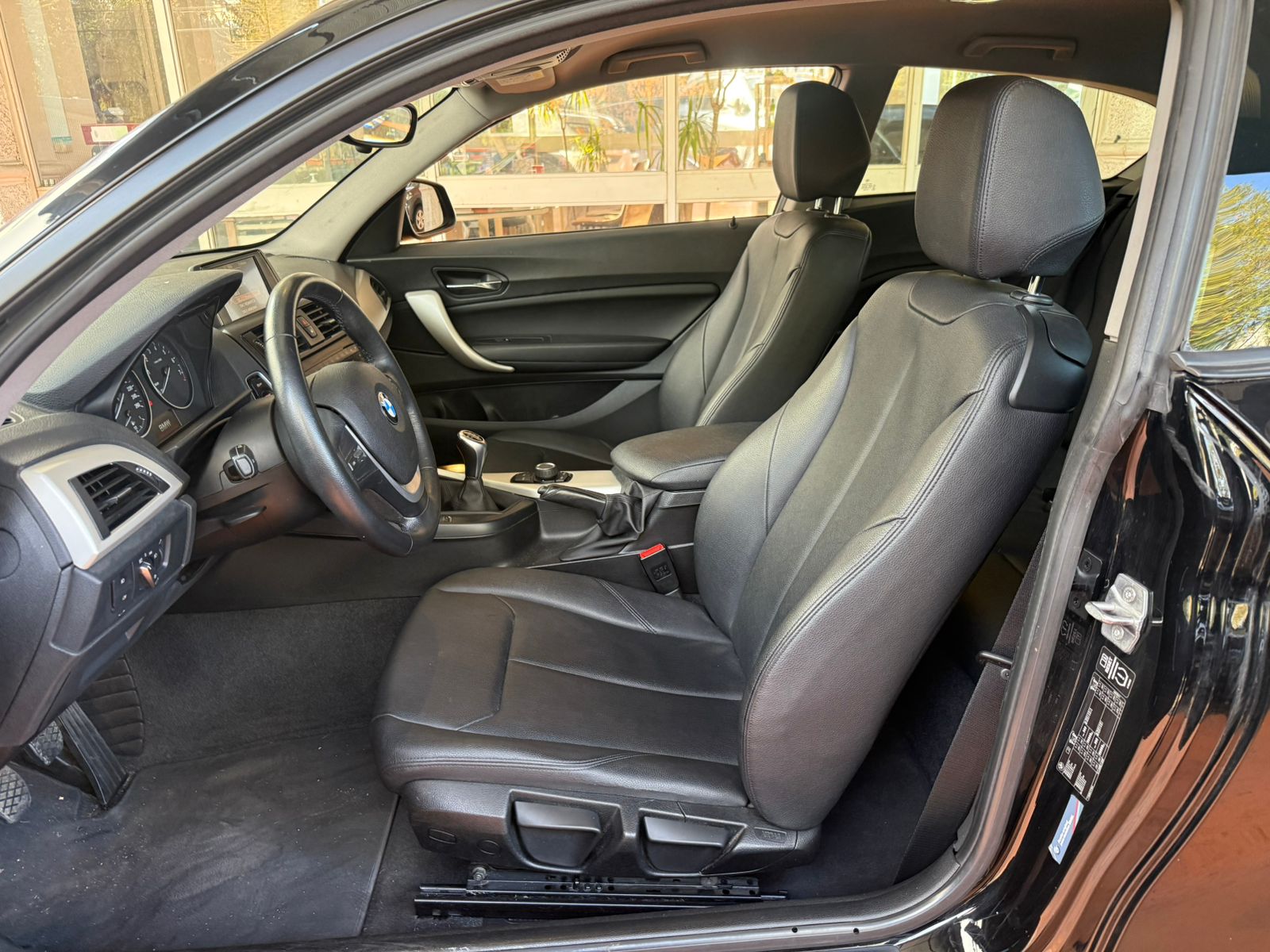BMW 114 2015 - Imagen 8 de 14