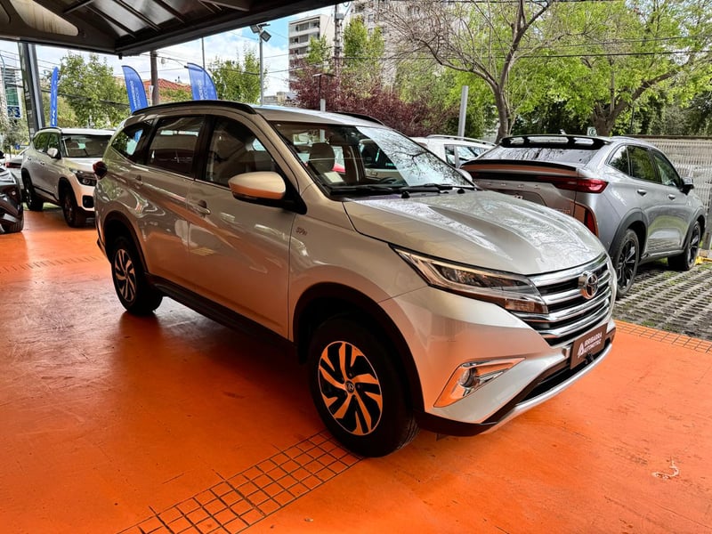 Toyota RUSH 2023