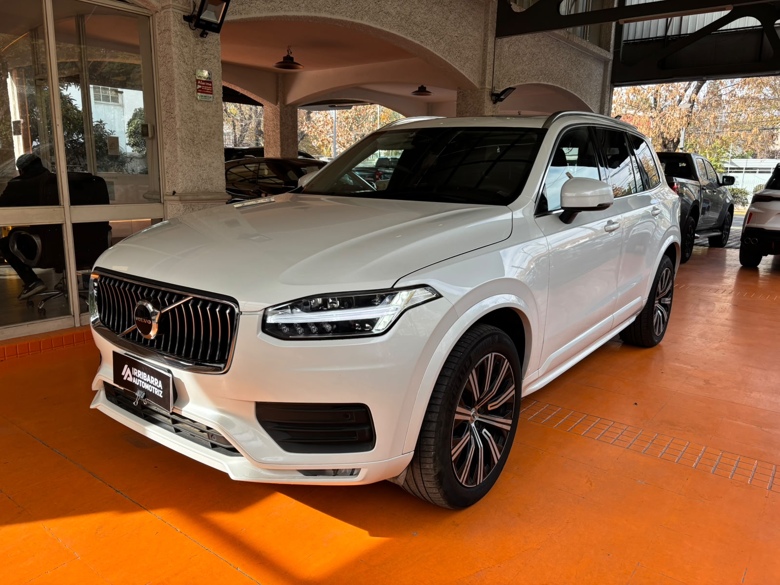 VOLVO XC90 2023 - Imagen 14 de 15
