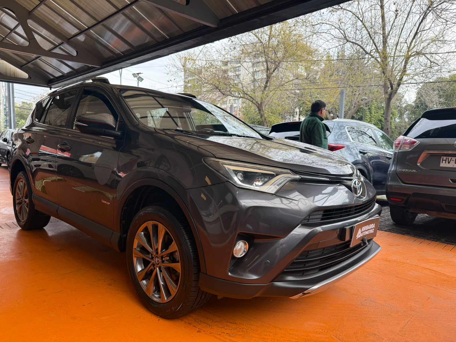 Toyota RAV4 2018 - Imagen 3 de 15