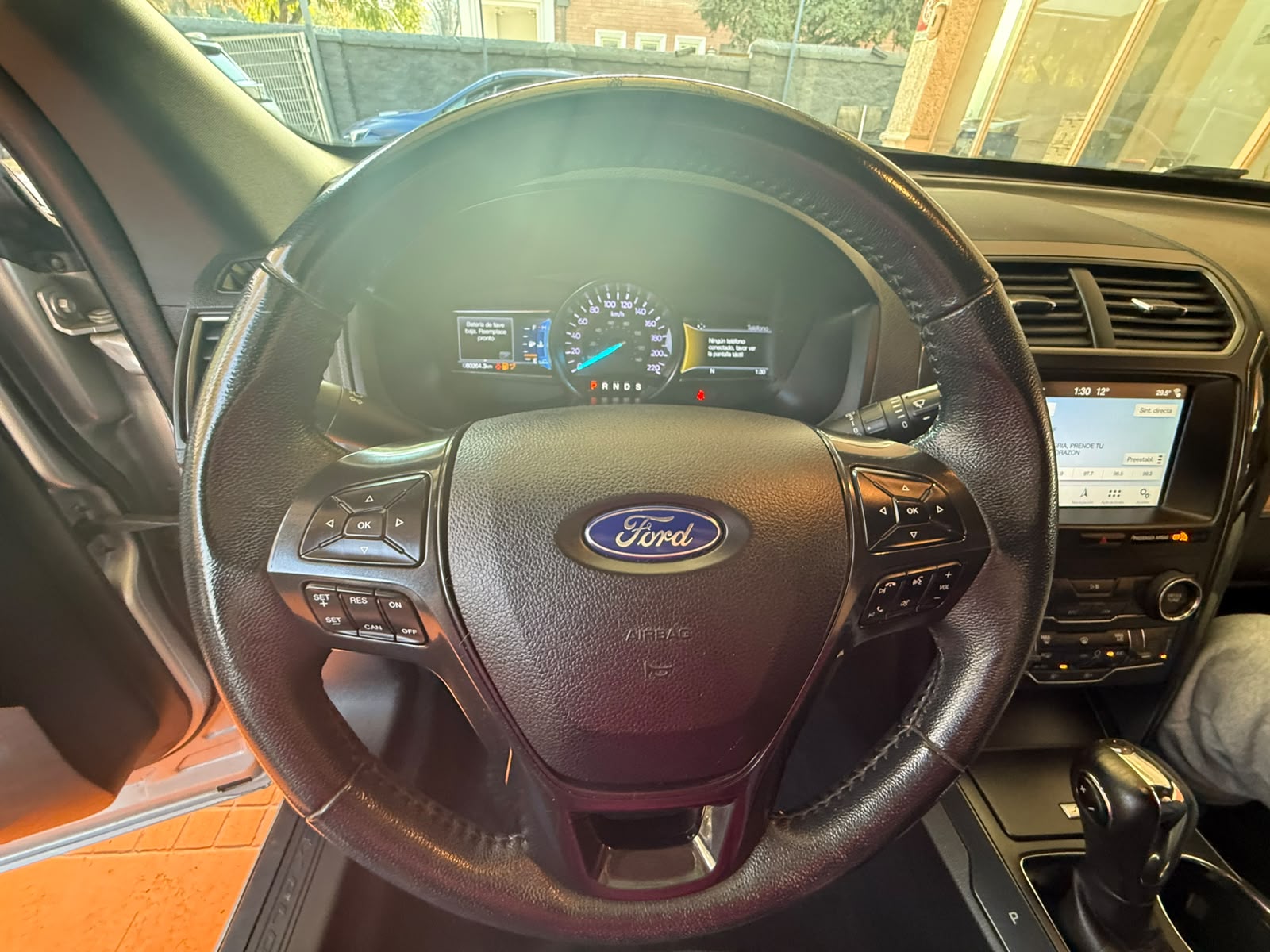 Ford EXPLORER 2020 - Imagen 12 de 15
