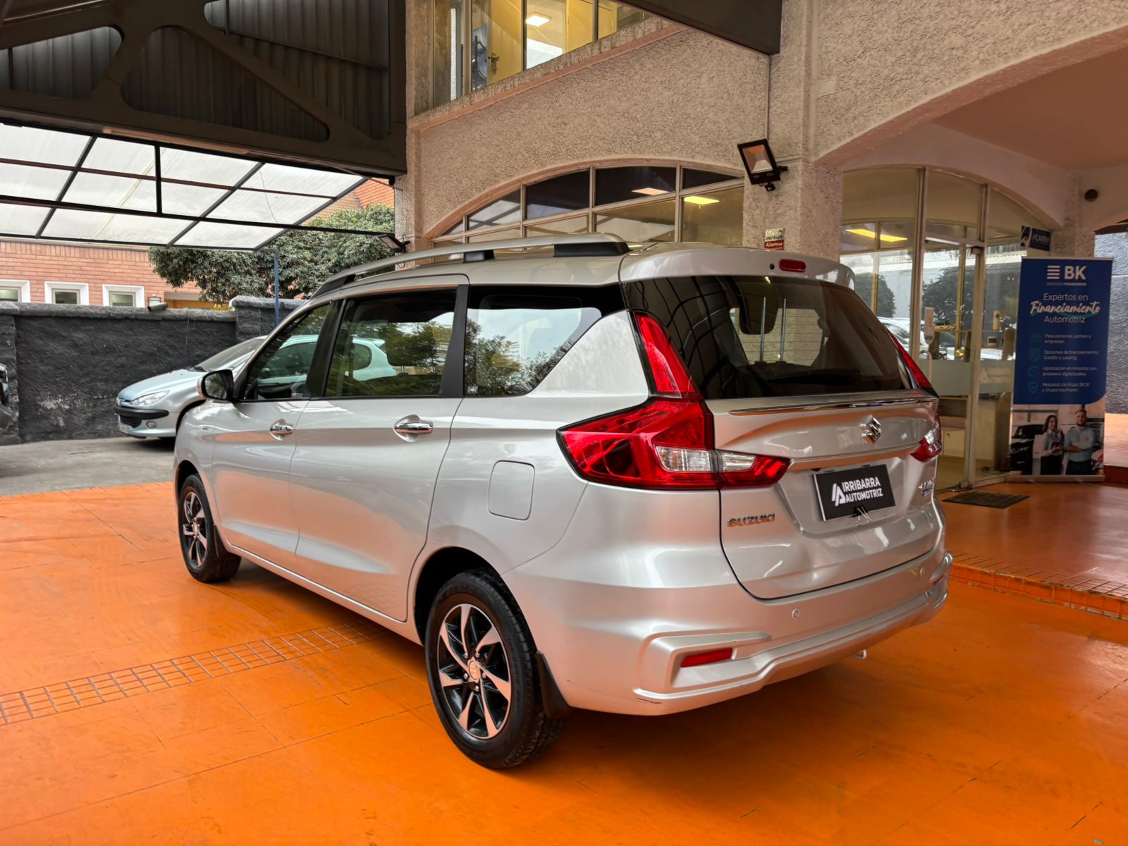 SUZUKI ERTIGA 2023 - Imagen 5 de 15