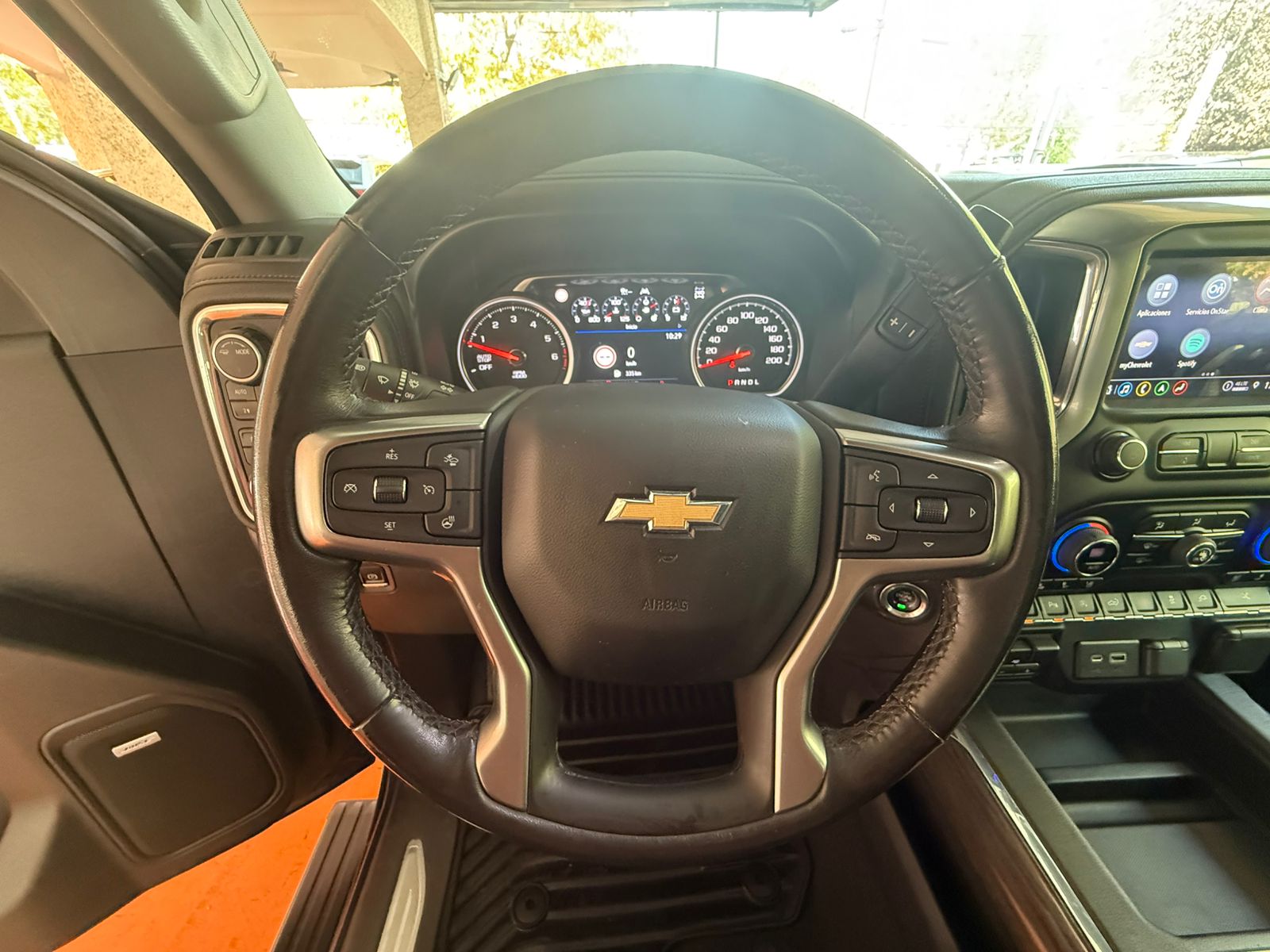 CHEVROLET SILVERADO 2022 - Imagen 15 de 15