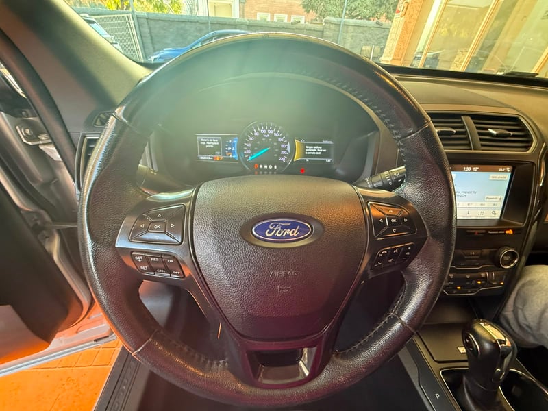 Ford EXPLORER 2020 - Imagen 14 de 15