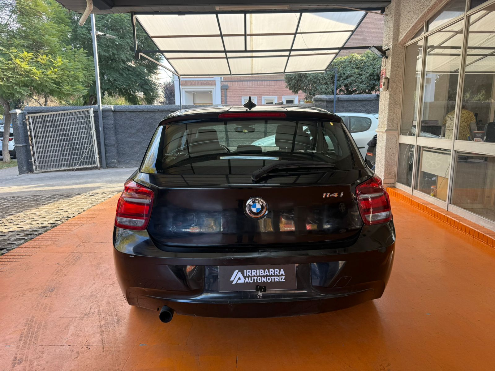 BMW 114 2015 - Imagen 11 de 14