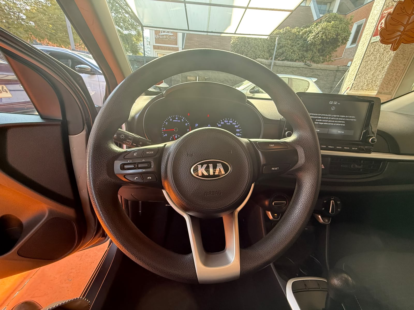 Kia MORNING 2021 - Imagen 14 de 15