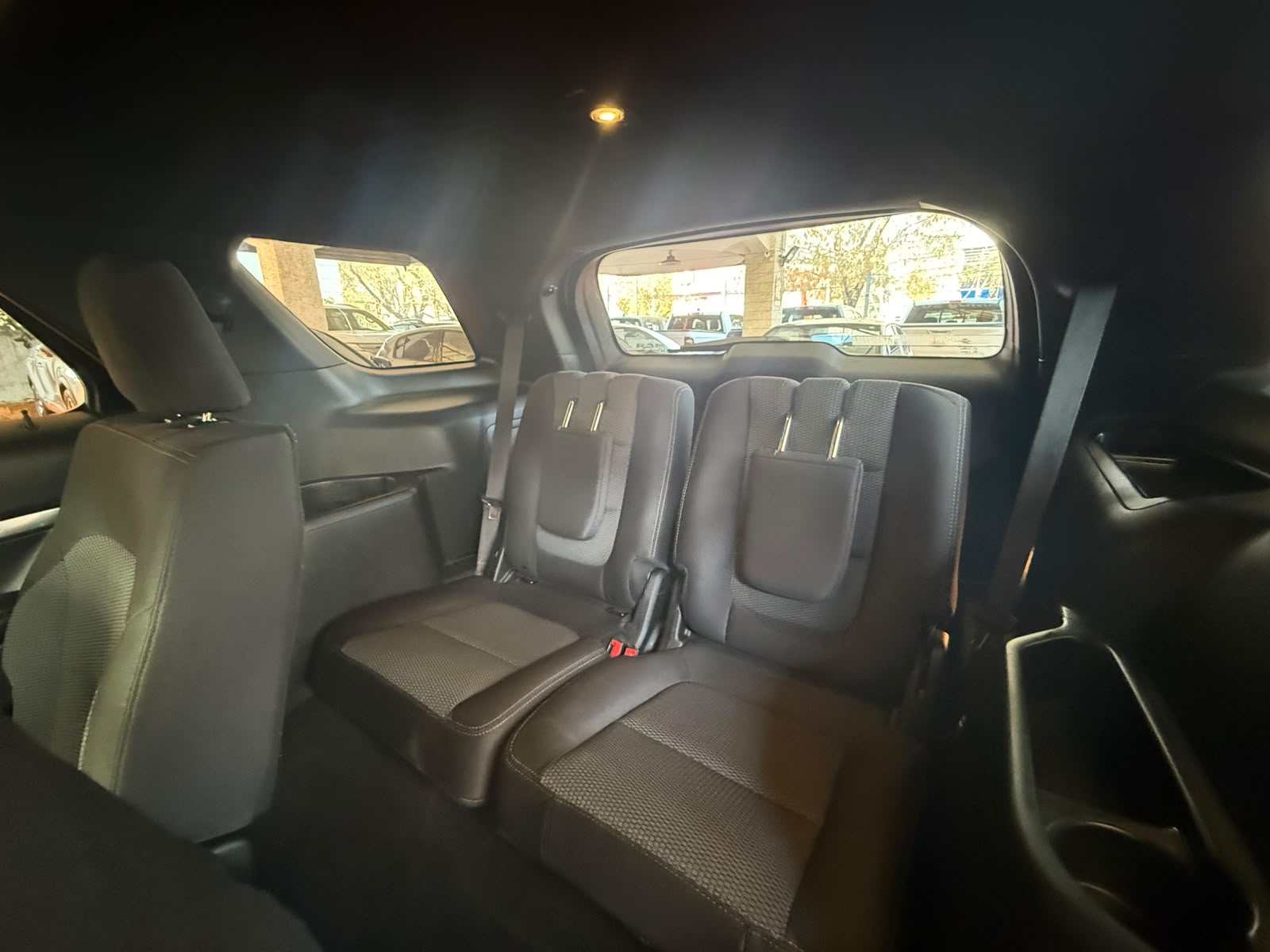 FORD EXPLORER 2020 - Imagen 11 de 15
