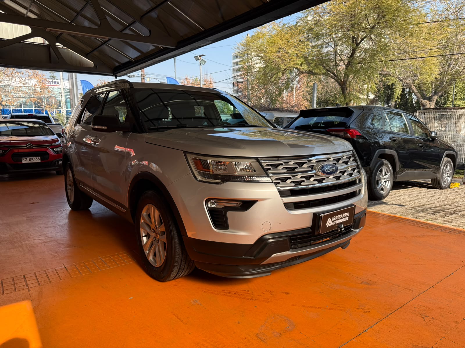 Ford EXPLORER 2020 - Foto 3 de 15