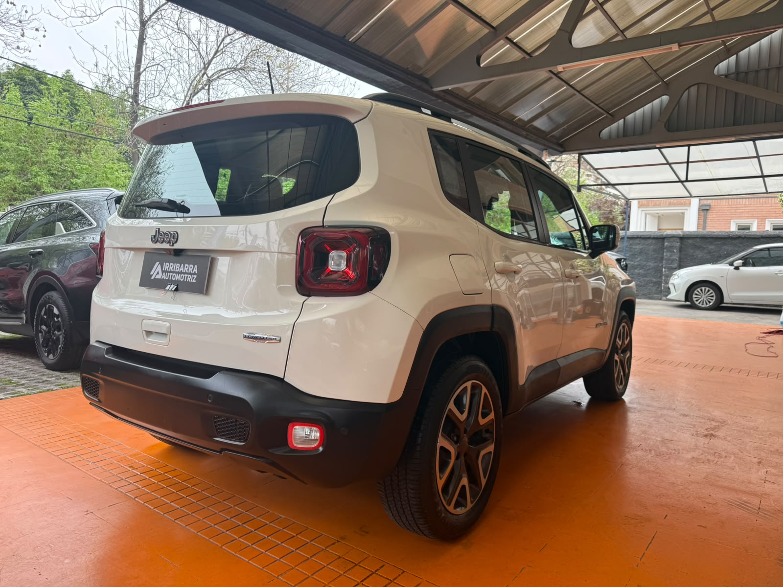 Jeep RENEGADE 2023 - Foto 4 de 5