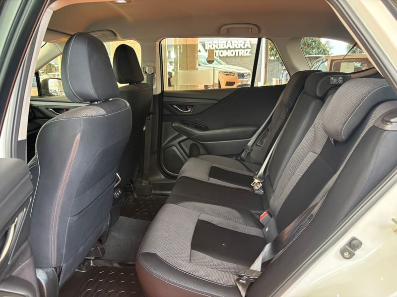 Subaru OUTBACK 2021 - Imagen 10 de 15