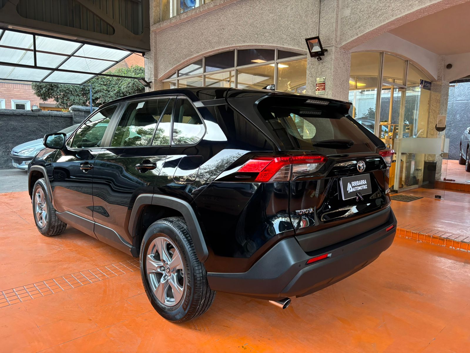 Toyota RAV4 2023 - Foto 5 de 15