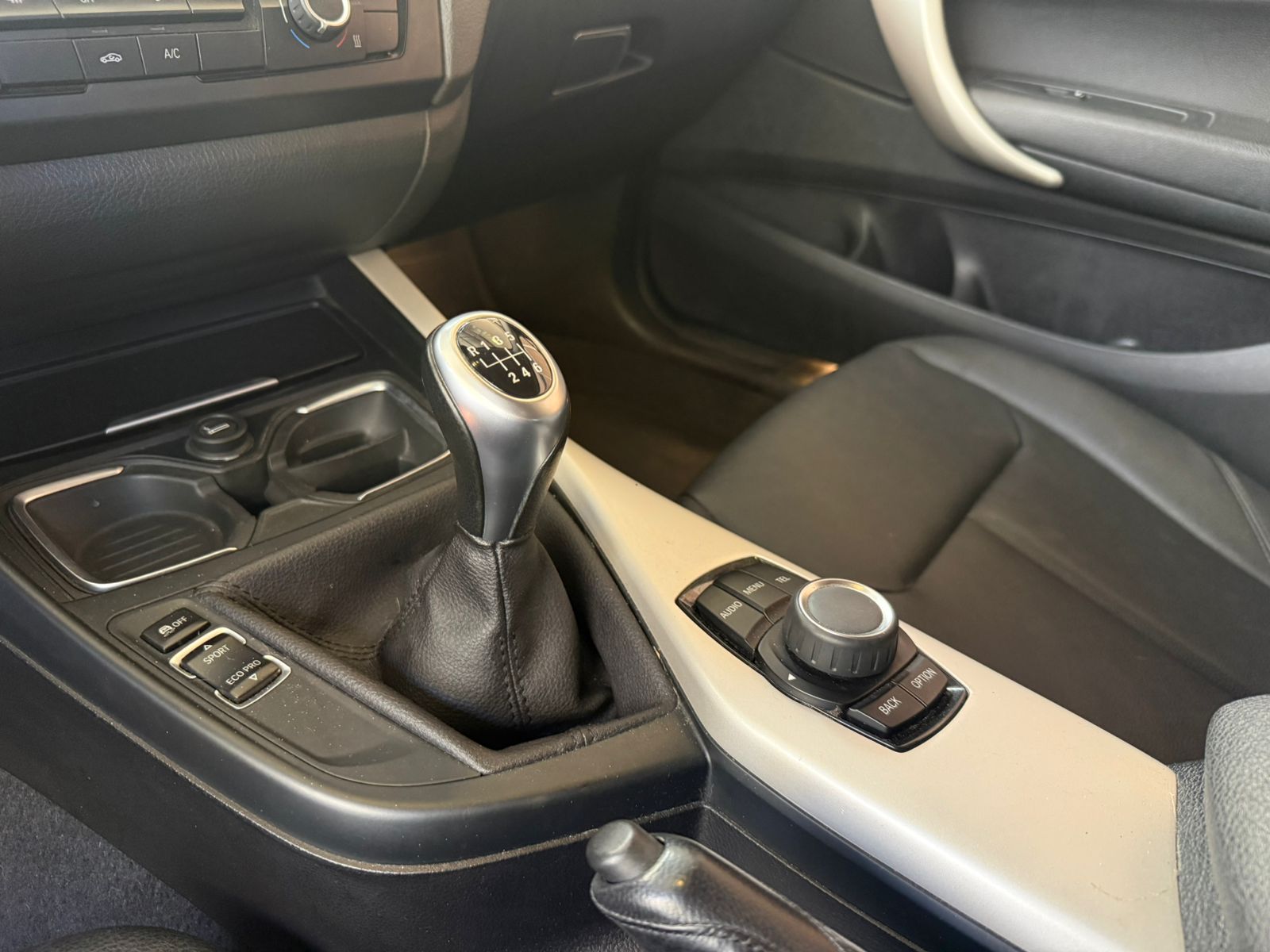 BMW 114 2015 - Imagen 7 de 14