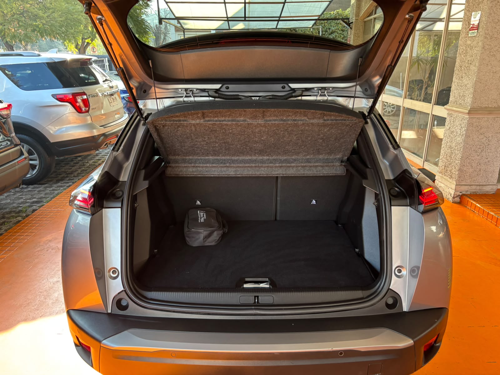 PEUGEOT 2008 2025 - Imagen 14 de 15