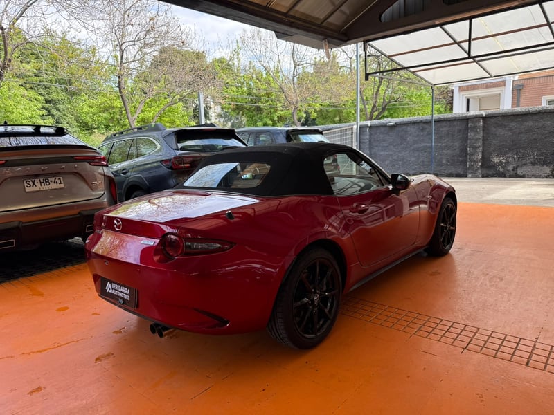 Mazda MX5 2020 - Imagen 4 de 5