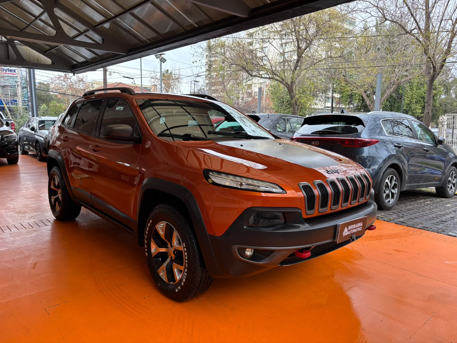 Jeep CHEROKEE 2017 - Foto 2 de 15