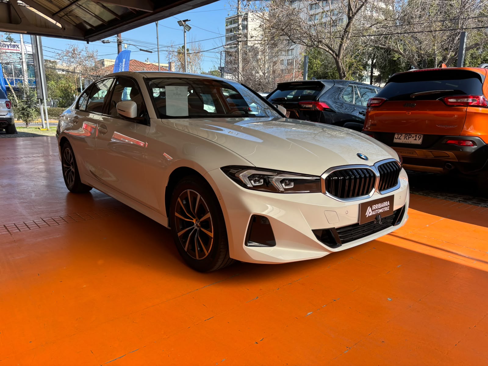 BMW 320 2026 - Foto 2 de 15