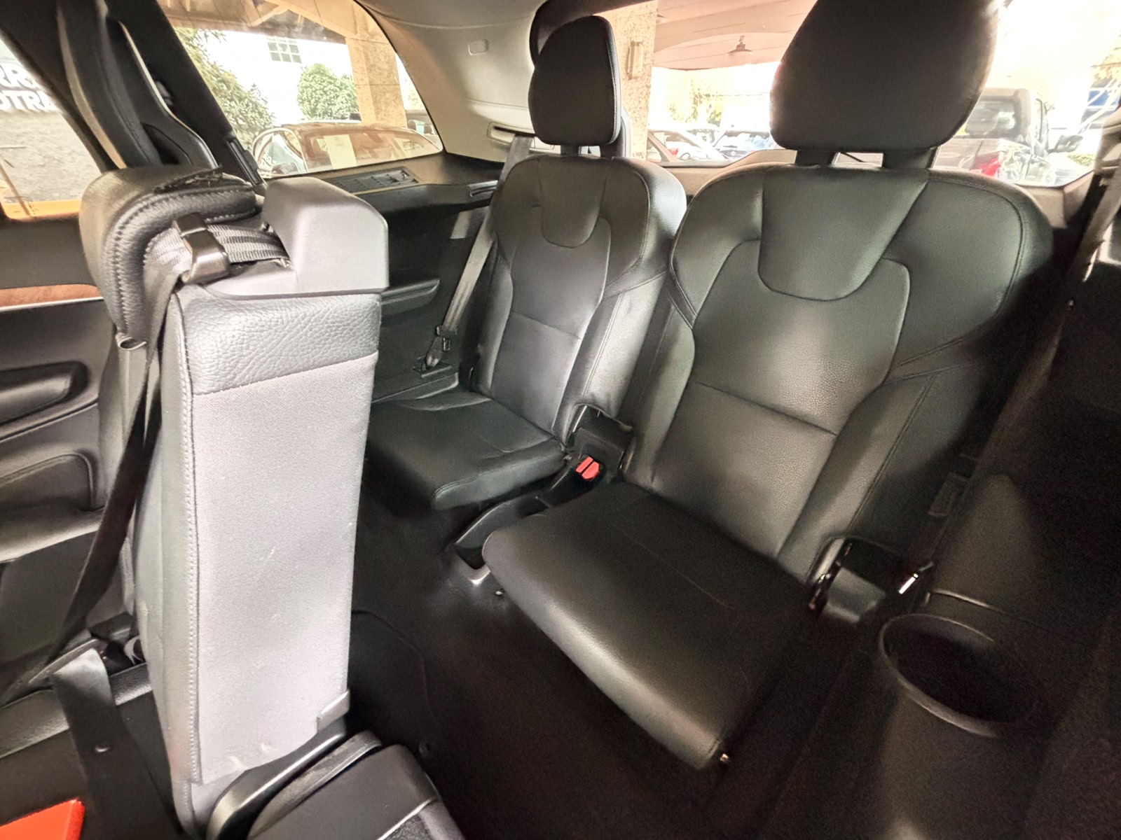 VOLVO XC90 2023 - Imagen 12 de 15