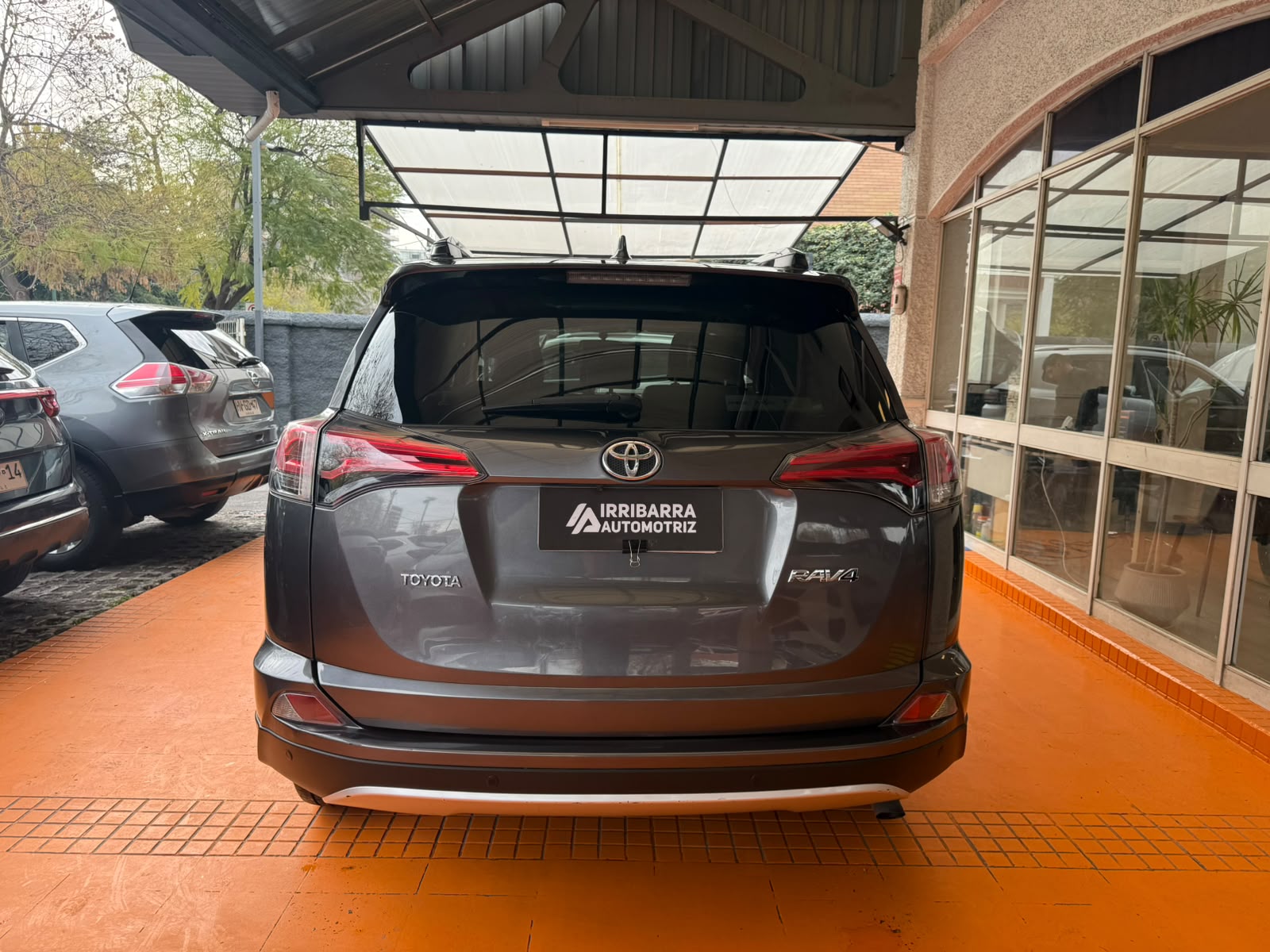 Toyota RAV4 2018 - Imagen 13 de 15
