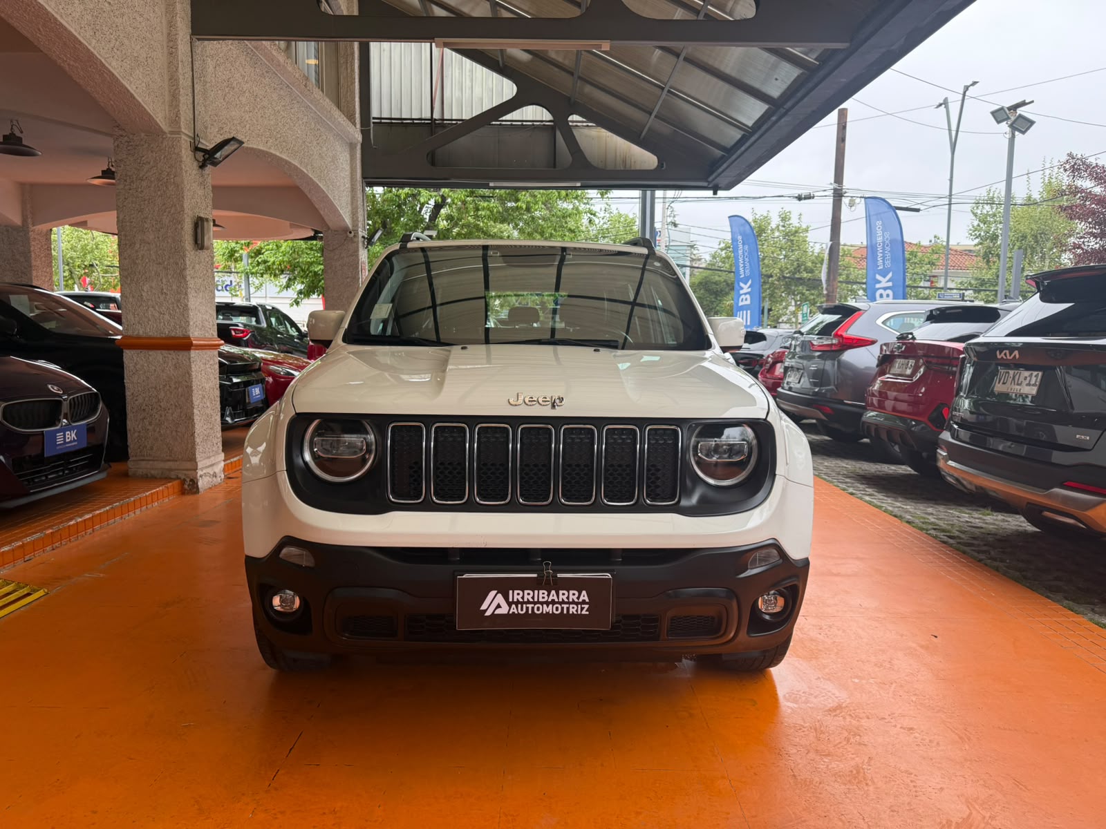 Jeep RENEGADE 2023 - Foto 2 de 5
