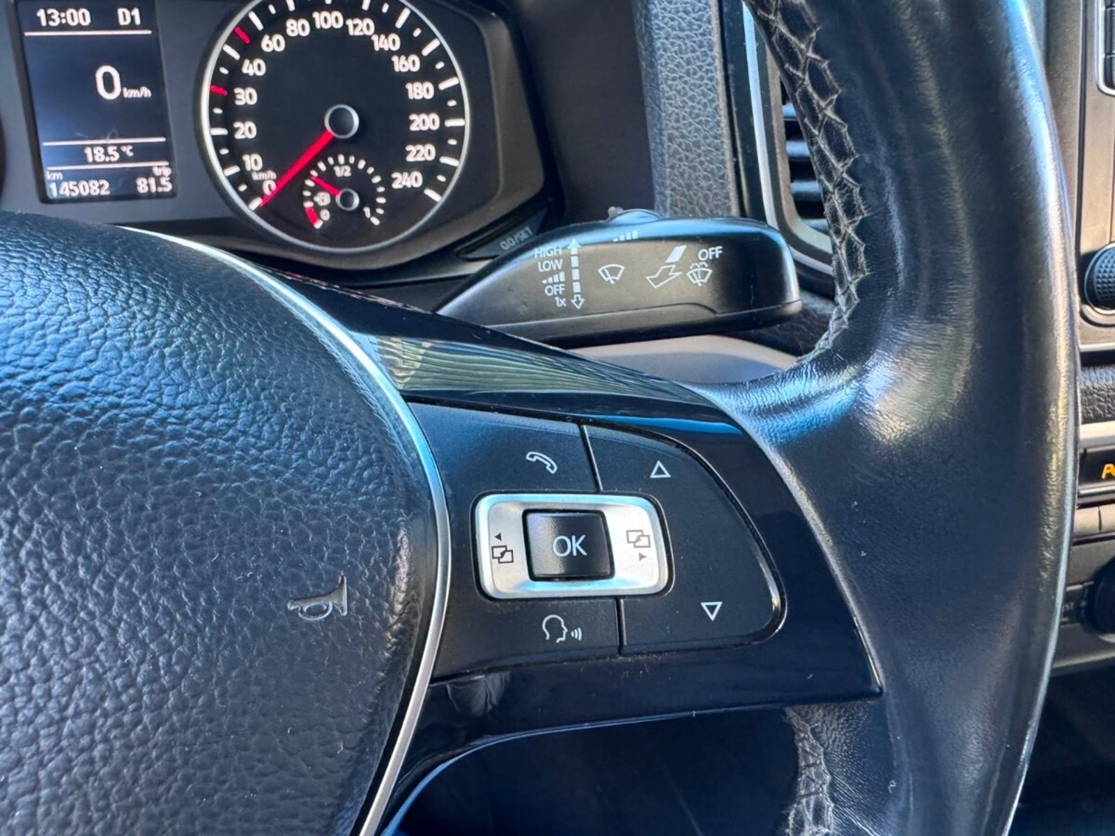 VOLKSWAGEN AMAROK 2.0 TDI 2020 - Imagen 8 de 10