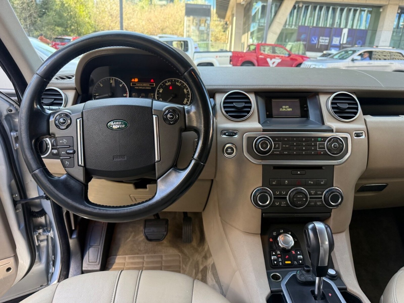 Land Rover DISCOVERY DISCOVERY 4 2011 - Imagen 8 de 10