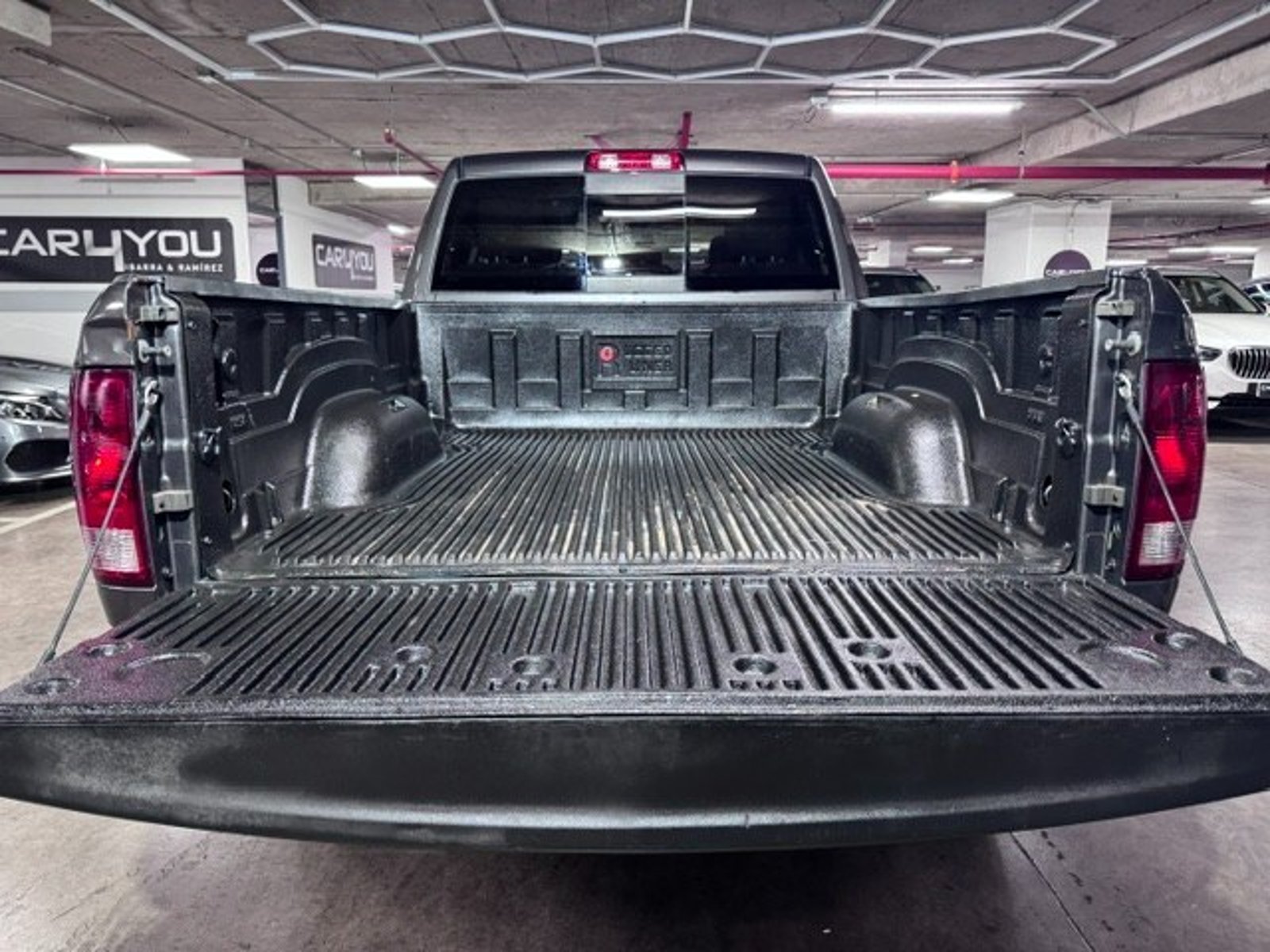 Dodge RAM 1500 SLT 4X4 3.600 2015 - Foto 2 de 5