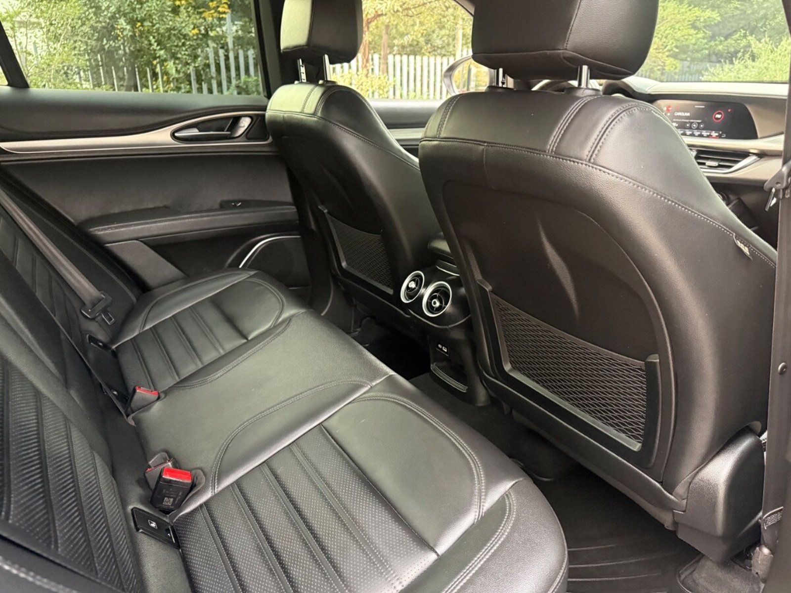 ALFA ROMEO STELVIO VELOCE 2023 - Imagen 9 de 10