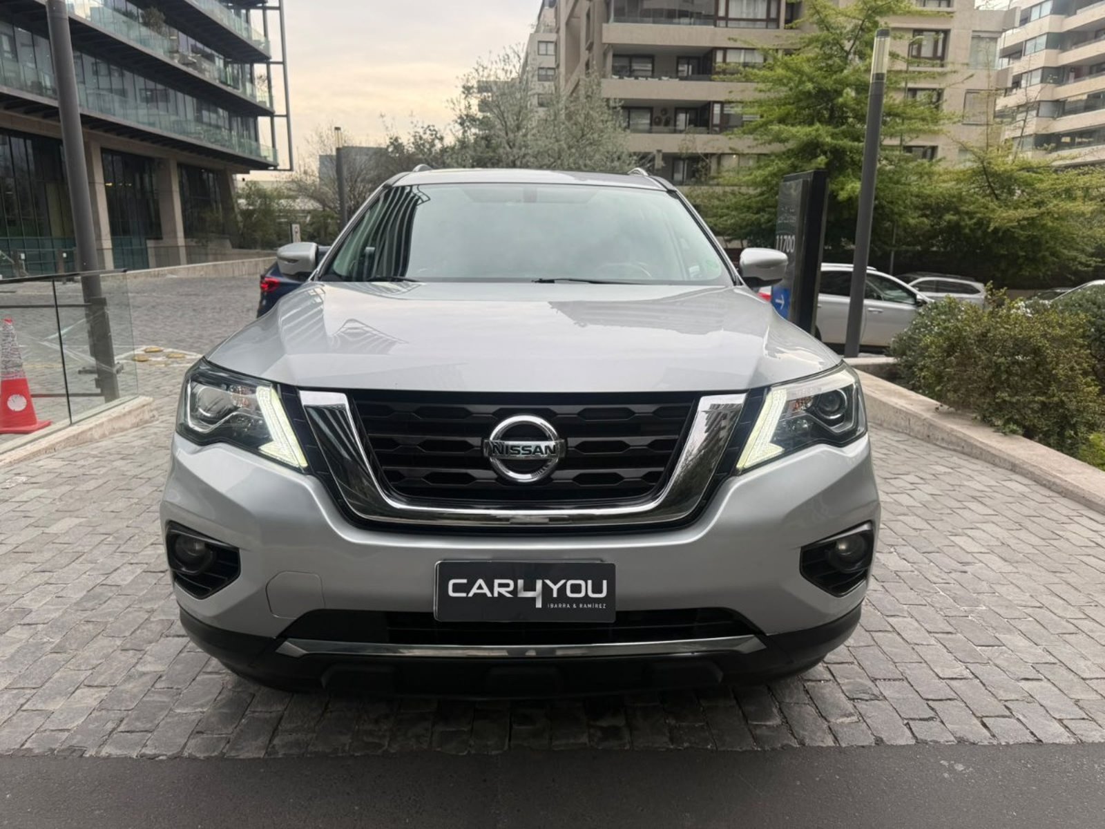 Nissan PATHFINDER 3.5 ADVANCE 4X4 CVT AT 5P. 2018 - Foto 3 de 10