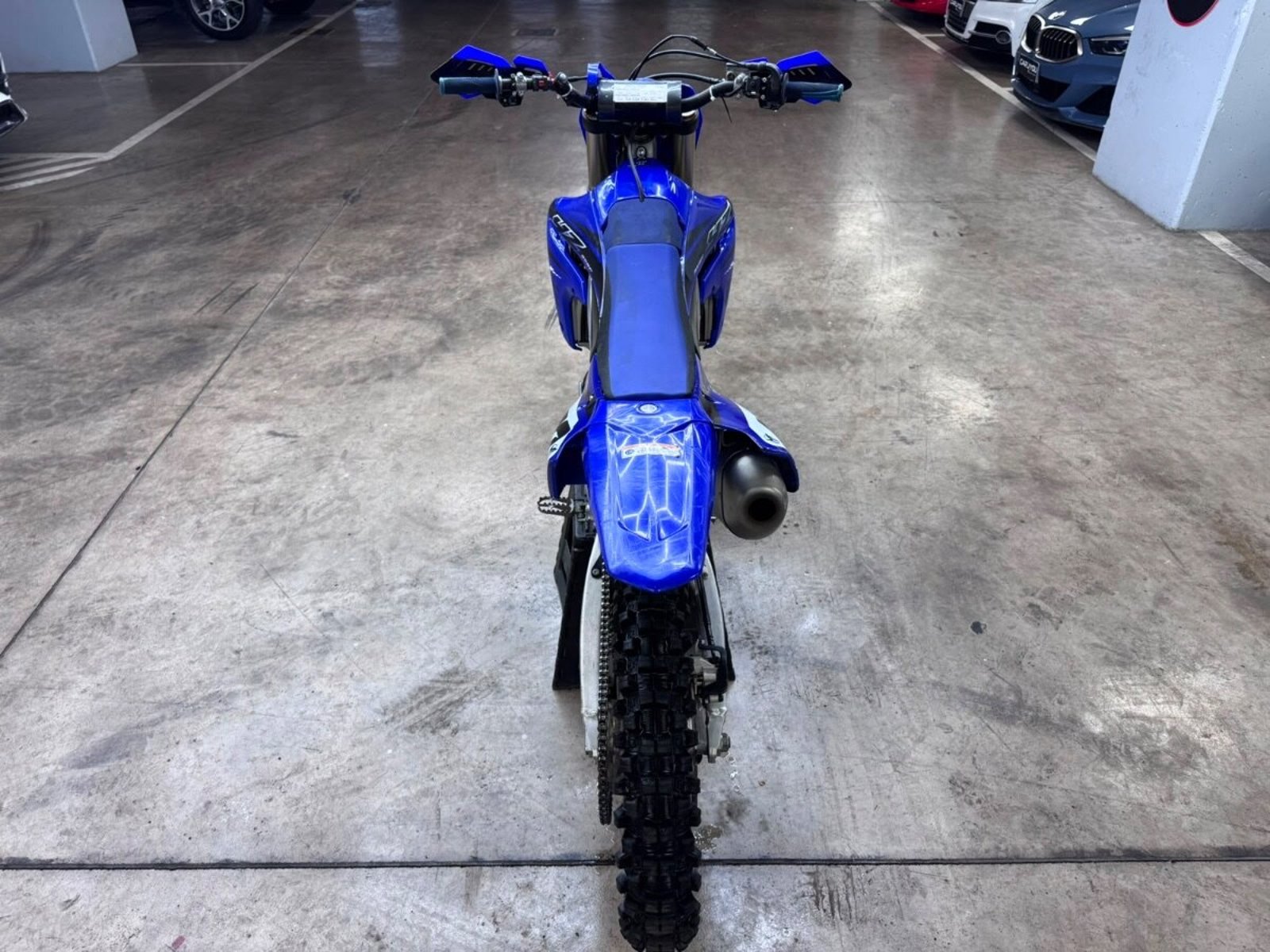 YAMAHA YZF 250 F 2023 - Imagen 8 de 10