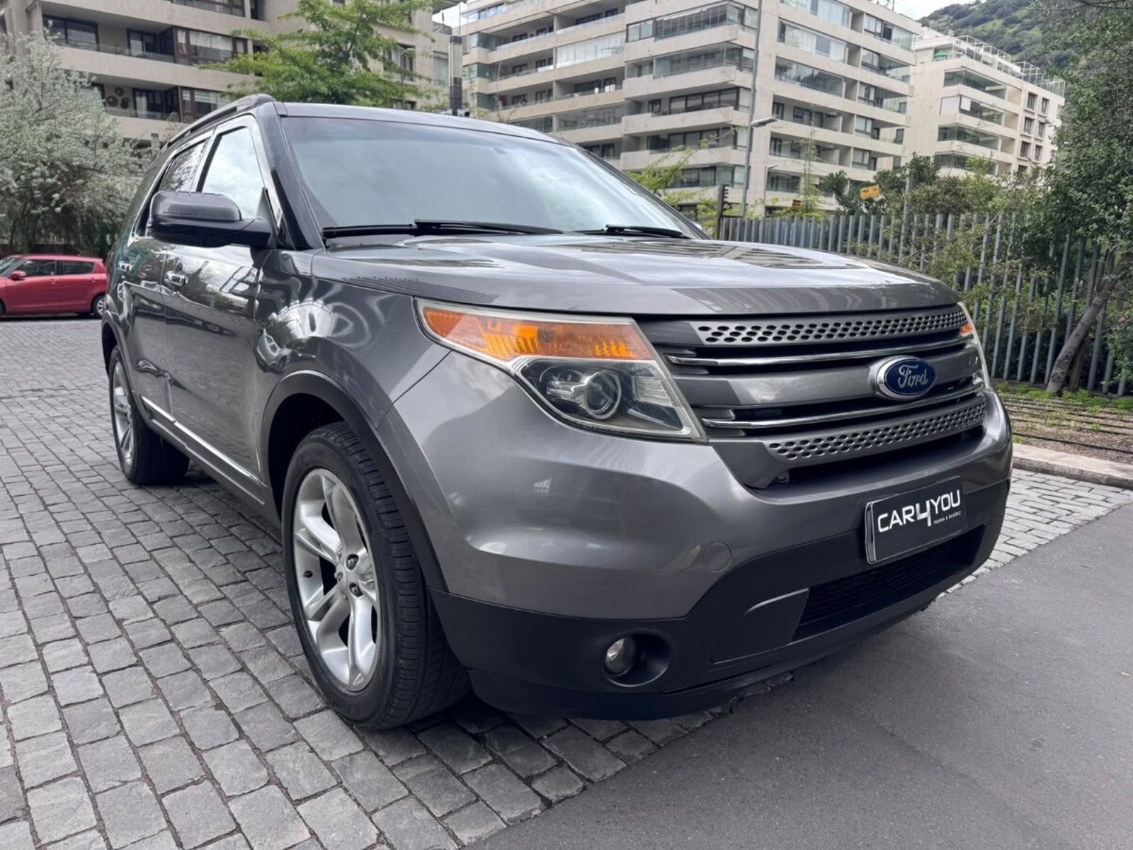 Ford EXPLORER LIMITED 3.5 2013 - Foto 3 de 10