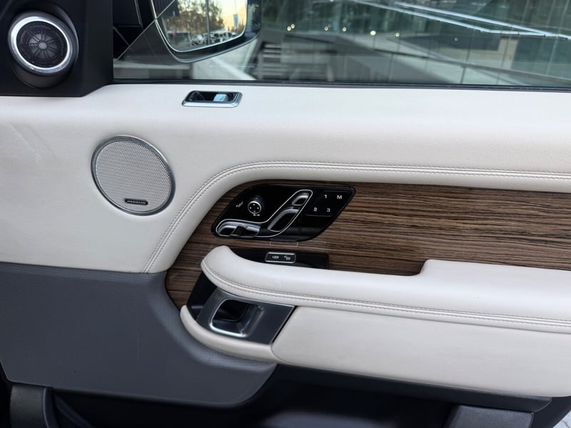 Land Rover VOGUE 3.0 Diesel v6 2018 - Imagen 9 de 10