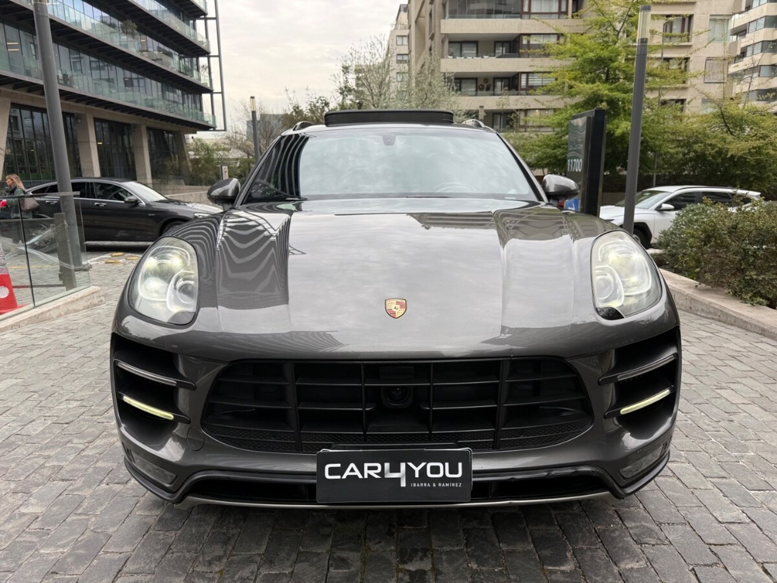 Porsche MACAN TURBO 2015 - Foto 2 de 10