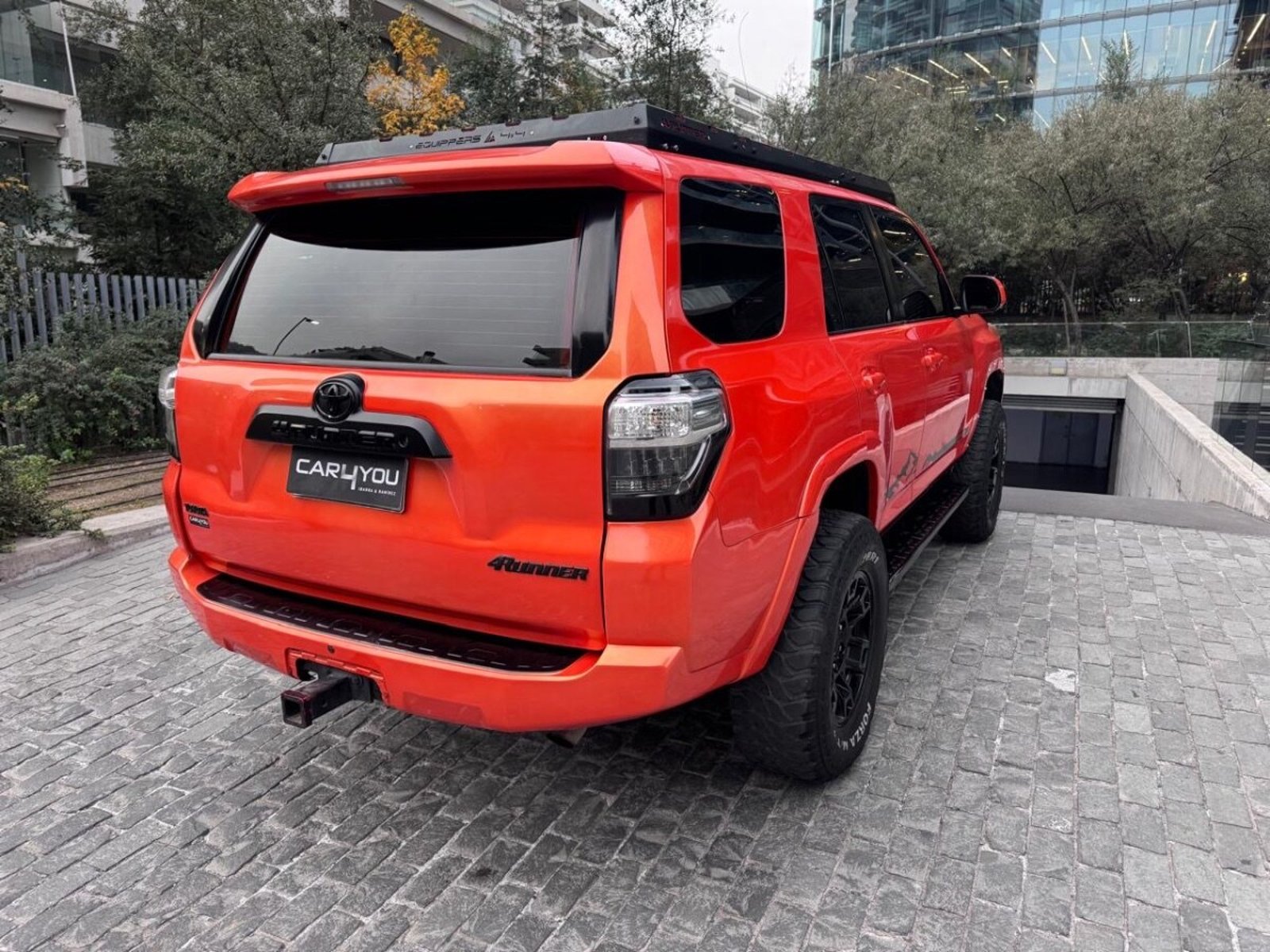 TOYOTA 4 RUNNER SR5 2010 - Imagen 5 de 9