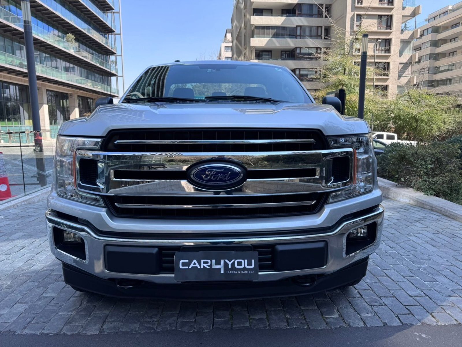 Ford F-150 3.3 XLT 4X4 REG CAB AT 2P. 2019 - Foto 3 de 10