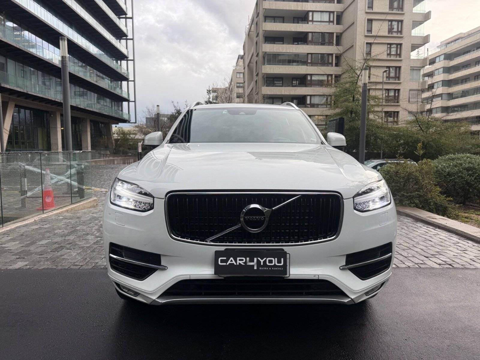 Volvo XC90 D5 AWD 2016 - Foto 2 de 10