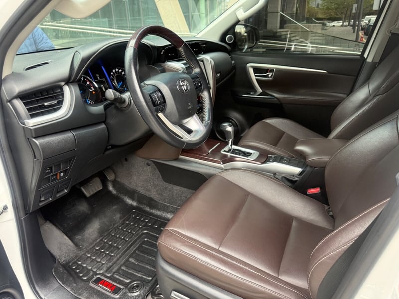 Toyota FORTUNER SRX 4X4 2019 - Imagen 9 de 10