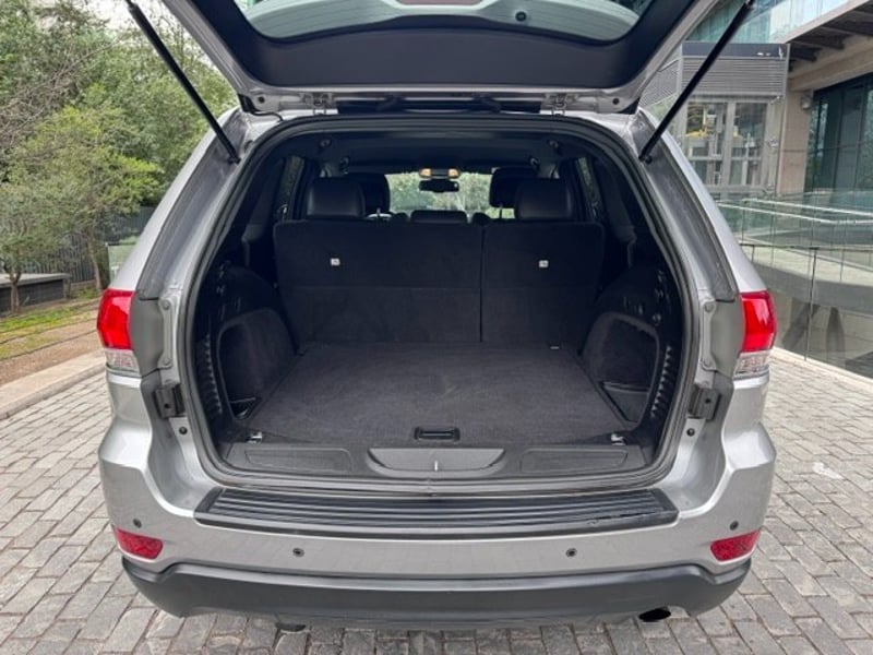 Jeep GRAND CHEROKEE LAREDO 4X4 2014 - Imagen 7 de 10