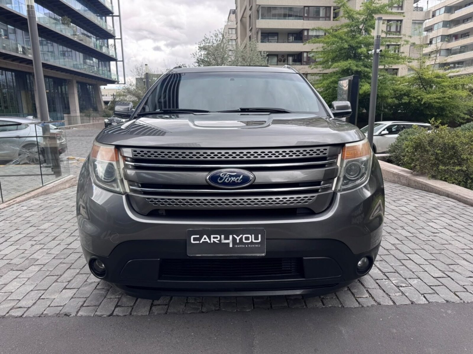 Ford EXPLORER LIMITED 3.5 2013 - Foto 2 de 10