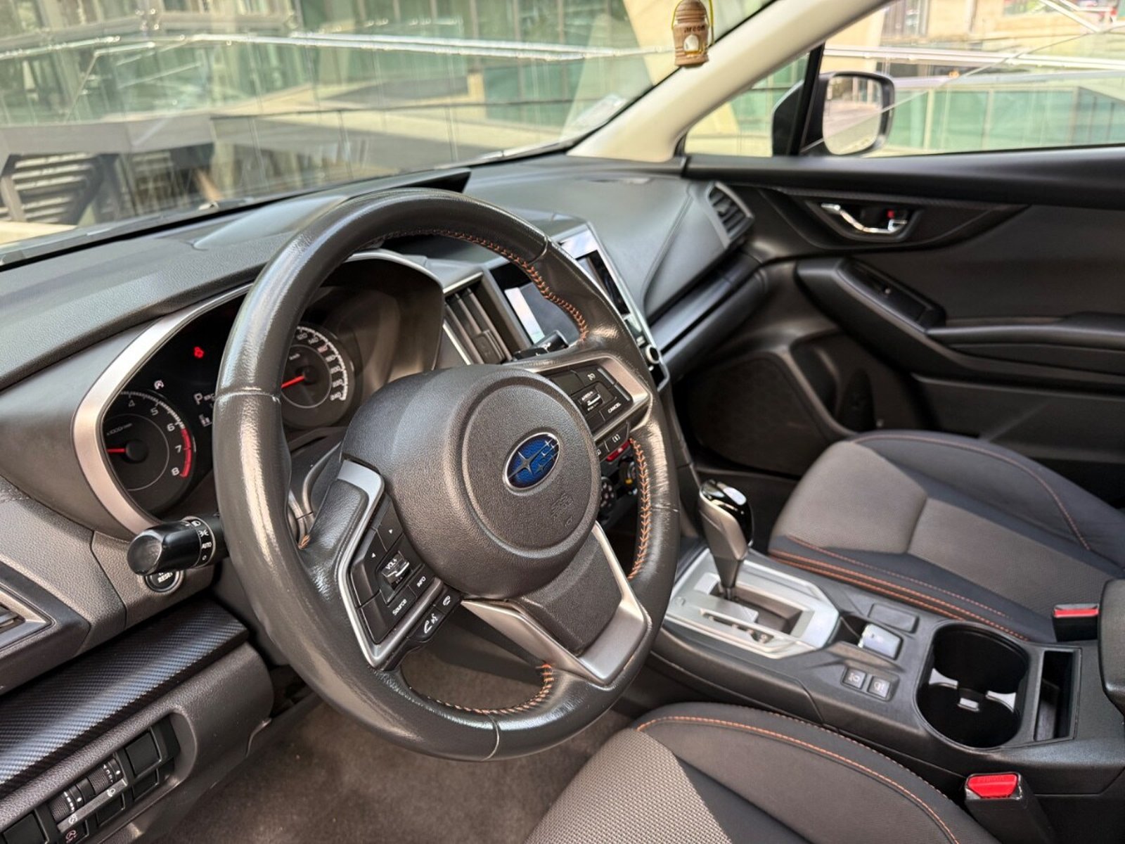SUBARU NEW XV CVT 2.0 2022 - Imagen 8 de 10
