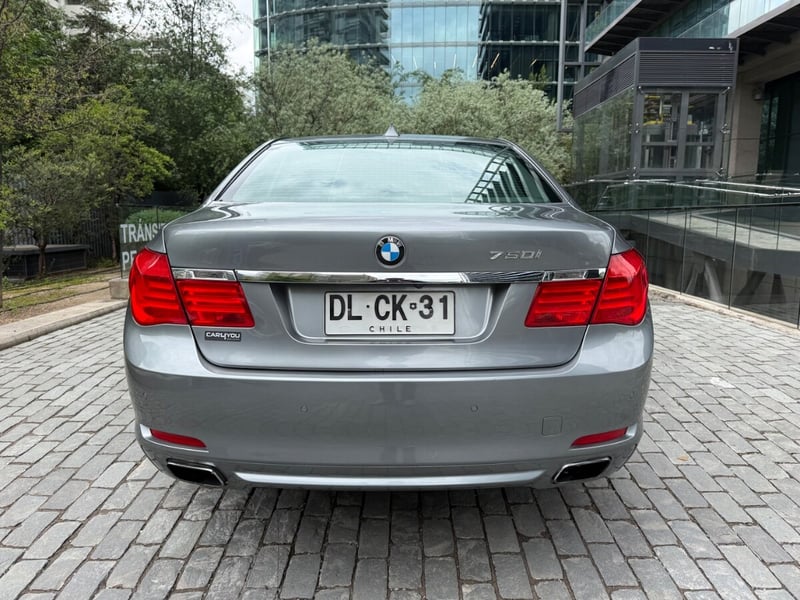 BMW 750 NIGHT VISION 2012 - Imagen 5 de 10
