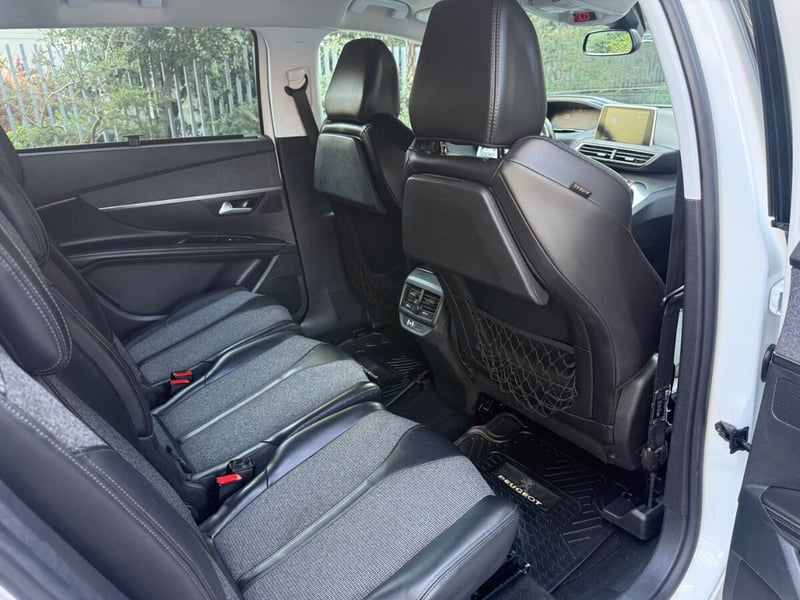 Peugeot 5008 BLUE HDI 1.5 2019 - Imagen 10 de 10