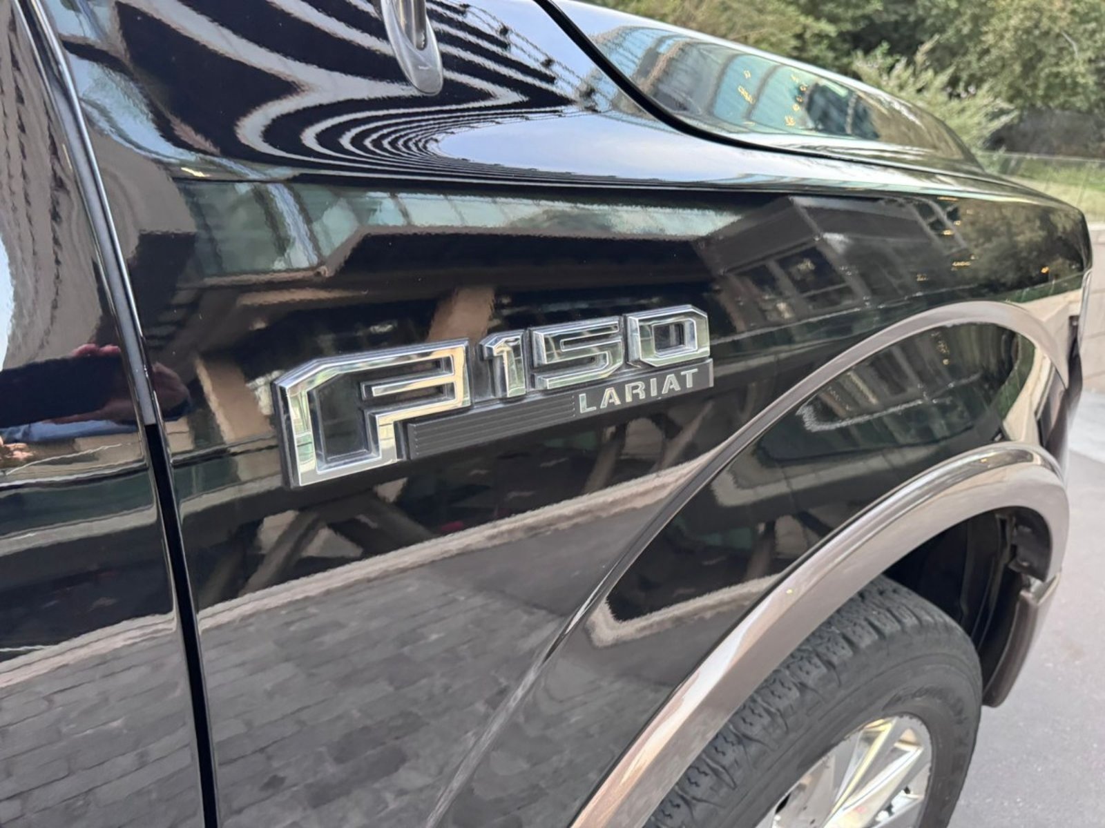 FORD F-150 LARIAT LUXURY 4X4 5.0 2018 - Imagen 7 de 9