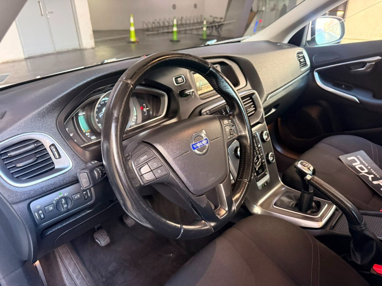 Volvo V40 D2 Comfort MT Diesel 2016 - Imagen 9 de 10