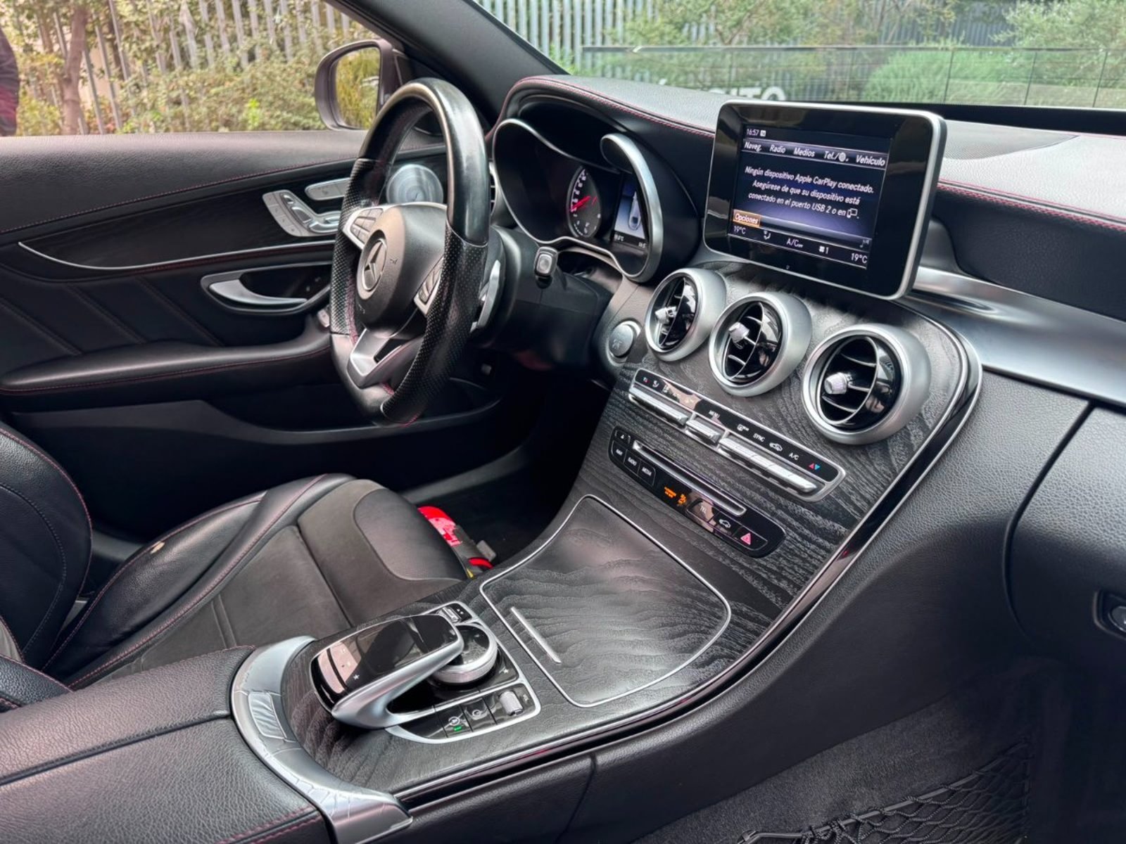 Mercedes-Benz C43 AMG 2019 - Imagen 9 de 10