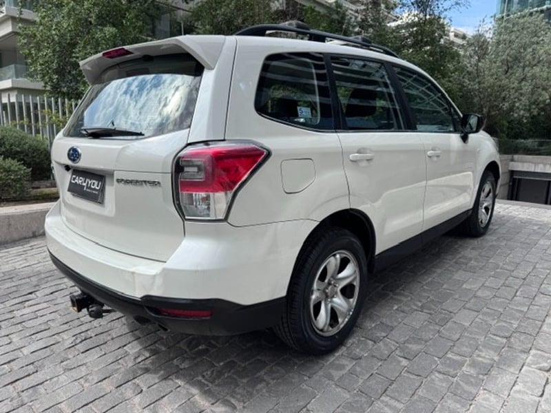 Subaru FORESTER 4WD 2017 - Imagen 4 de 10
