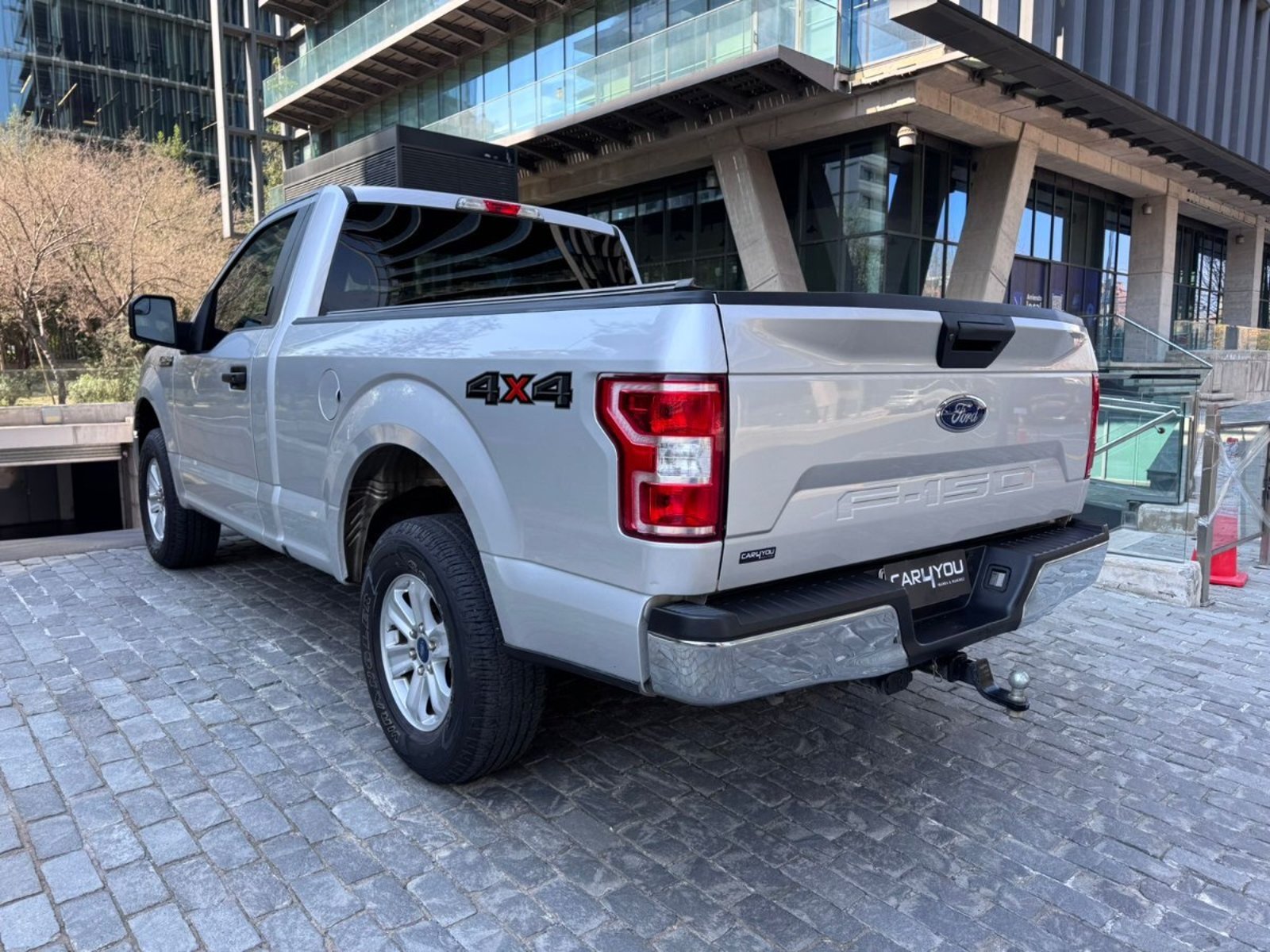 Ford F-150 3.3 XLT 4X4 REG CAB AT 2P. 2019 - Foto 5 de 10