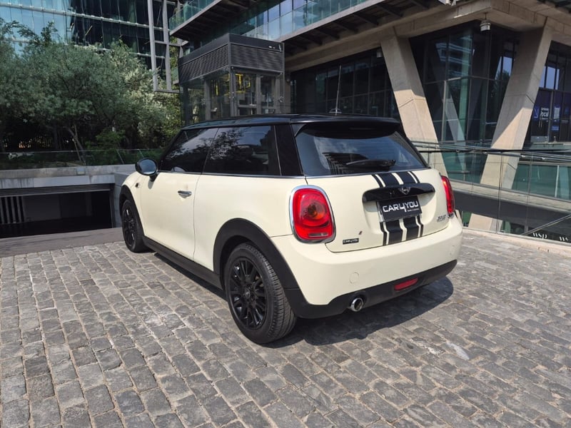 Mini COOPER F56 2019 - Imagen 4 de 10